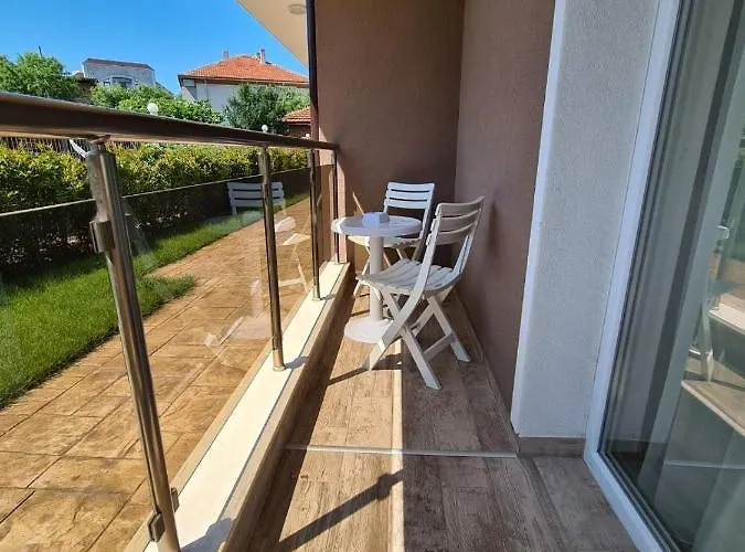 Vendégház Yanevi Ravda